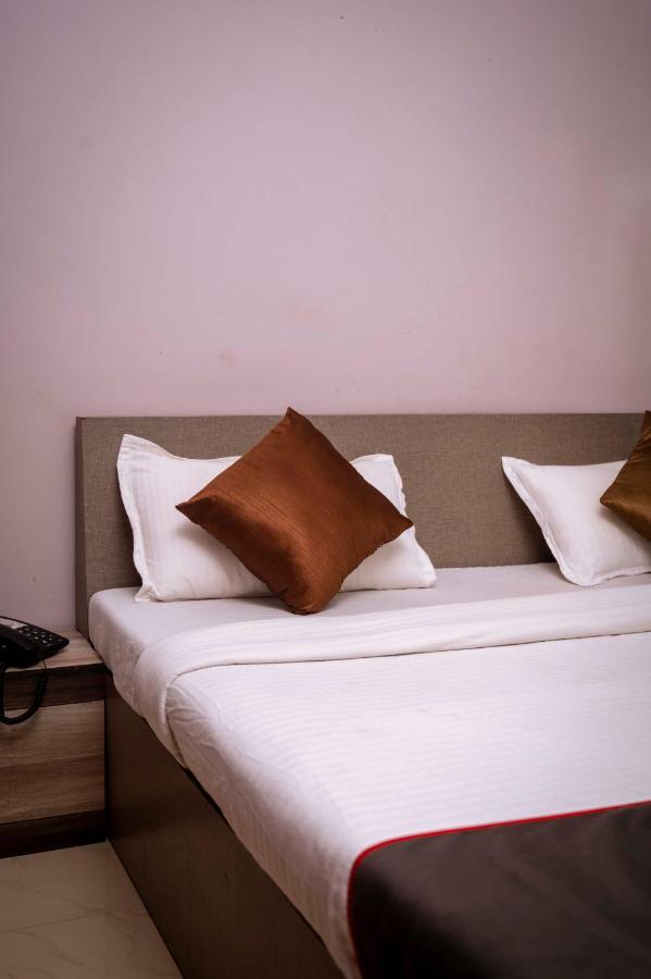 فندق Gs Residency غاواهاتي المظهر الخارجي الصورة